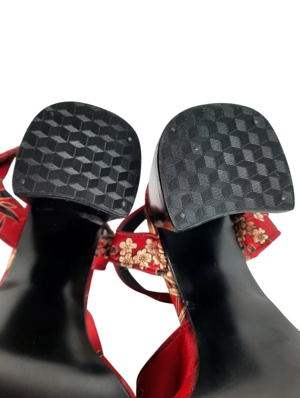 New Y2K GREATER L.A. Platform Heels Sandles Asian Red Satin Floral MCM Vtg 7